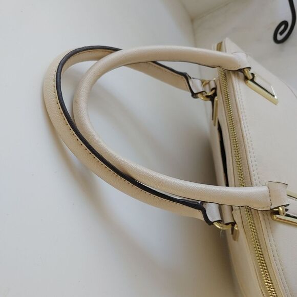 Anne Klein Bowler Winter White purse Bag tote - Picture 4 of 9